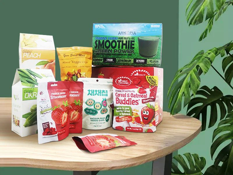 La piccola borsa di frutta liofilizzata è ben confezionata, preparati a ricev...